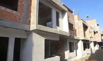 Imagem 2: TRIPLEX A VENDA NO BAIRRO UBERABA, PROXIMO A FAB. DA COCA COLA E COND. CHACARA DAS ALCACHO