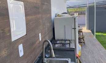 Imagem 5: Casa contemporânea contendo duas suítes e bela área gourmet e piscina