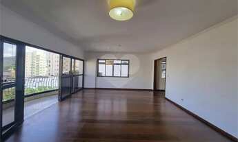 Imagem 2: Apartamento na Quadra da Praia 4 Dormitórios 4 Suítes Varanda e 5 Vagas