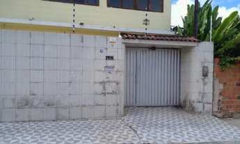 Imagem: Casa com primeiro andar