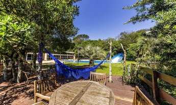 Imagem 5: IMPECÁVL CASA COM 4 DORMITÓRIOS, 2 VAGAS DE GARAGEM E HIDROMASSAGEM