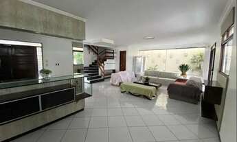 Imagem 2: Casa Frente Mar para Locação em João Pessoa, Bessa, 4 dormitórios, 4 suítes, 2 banheiros