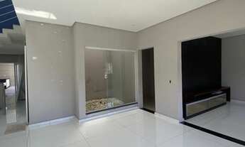 Imagem 5: Sobrado para aluguel possui 380 metros quadrados com 3 quartos