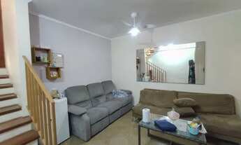 Imagem 3: Casa de condomínio sobrado para aluguel e venda possui 138 metros quadrados com 3 quartos