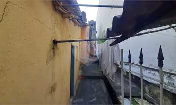 Imagem 4: Casa térrea antiga na Parada Inglesa