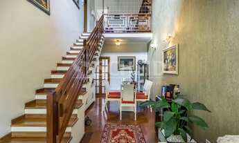 Imagem 6: Maravilhosa casa ,TODA reformada, 5 vg, 4dorm, sendo 1 suite master, piscina climatizada