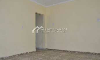 Imagem 5: Casa térrea muito bem conservada próxima de comércios e vias de acesso e transporte public