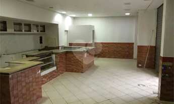 Imagem 2: Loja de esquina no Paraíso