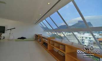 Imagem 2: Cobertura à venda no Jardim Oceânico. Barra. Quadra da Praia