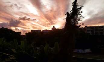 Imagem 4: VENDO CASA - 2/4( 1 Suite ) - Térreo - Frente de rua