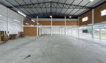 Imagem 5: Excelente galpão para locação em Gaspar/SC, com 720m, vitrine e mezanino