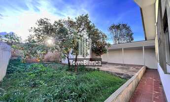 Imagem 13: Casa à venda: 3 quartos, edícula com churrasqueira, 2 vagas de garagem, quintal amplo, 324