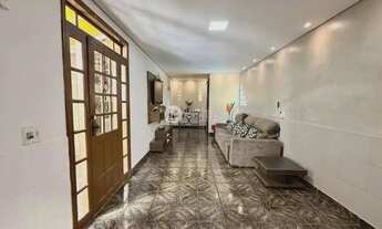 Imagem 3: Imóvel para venda possui 211 metros quadrados com 3 quartos em Conjunto Tucumã - Rio Branc