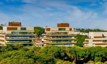 Imagem 4: Cabral, Casa Suspensa, Ed. Ícaro, 4 suítes, com 5 vagas, frente Graciosa Country Clube, à
