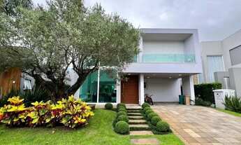 Imagem 4: Casa mobiliada beira lago c/ piscina e 05 suítes á venda no Condomínio Malibu Xangri-Lá! R