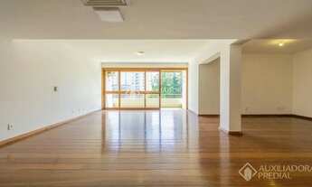 Imagem 2: Imóvel para venda possui 197 metros quadrados com 4 quartos em Moinhos de Vento - Porto Al