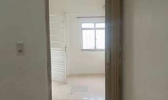 Imagem 4: Kit net bem localizado, amplo, ambiente familiar e seguro - vaga para moto