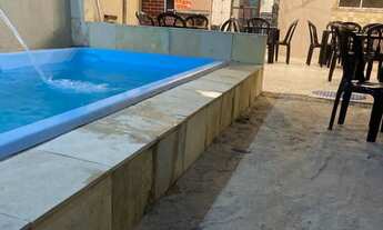 Imagem: Eventos ou hospedagem, casa com piscina