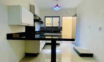 Imagem 7: Esta casa é maravilhosa e com toda segurança e conforto para você e sua família! Venha con