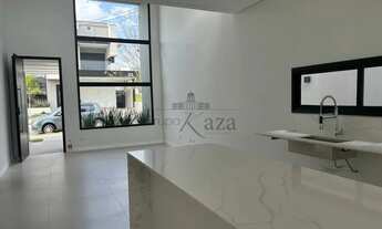 Imagem 7: Oportunidade - Casa em Condomínio - Reserva Aruanã - Loteamento Floresta - 3 Suítes - 168m