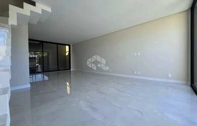 Imagem 5: Casa Triplex em Balneário Camboriú