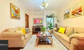 Imagem 2: Impecável apartamento com 3 dormitórios , 3 banheiros , 2 vagas cobertas , com 1