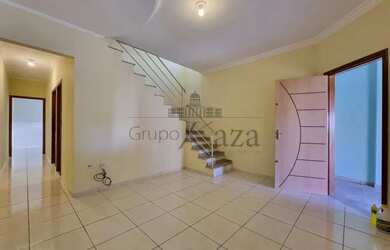 Imagem 2: Oportunidade - Casa Sobrado - Residencial Bosque dos Ipês - 3 Dormitórios - 141,62m²