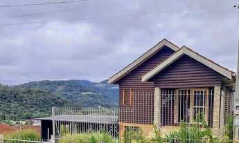 Imagem 2: Casa Linda no Centro de Três Coroas - Oportunidade