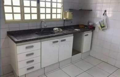 Imagem 5: CASA COM 3 DORMITÓRIOS - JARDIM EUROPA