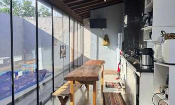 Imagem 6: Casa com piscina