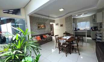 Imagem 4: Linda Casa à venda no Jardim Ypê, Botucatu - Com 2 dormitórios e acabamento impecável!