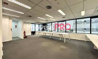 Imagem: Laje corporativa com 367m² e 9 vagas na