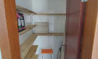 Imagem 5: Ótimo duplex três quartos sendo um suíte, frente para o nascente. Jardim Vitória Macaé RJ!