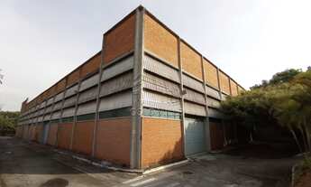 Imagem 2: GA1464 - Alugar galpão em Alphaville com 3.995 metros de terreno, 2.600 metros de galpão