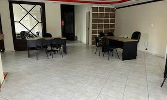 Imagem 2: Centro comercial para venda tem 105 metros quadrados em Centro - Tramandaí - RS