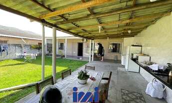 Imagem 4: Casa a venda em Matinhos com espaço de terreno