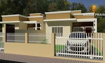 Imagem: Casa nova a 700 metros da praia com 2 dormitórios