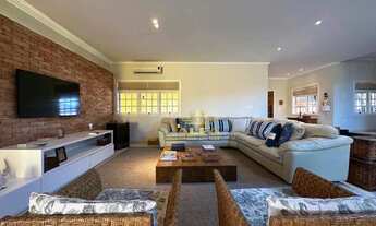 Imagem 6: Casa à venda com 4 suítes - Piscina e churrasqueira - Condominio com lazer e segurança - J