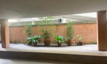 Imagem 2: Apartamento de 2 quartos na quadra da praia