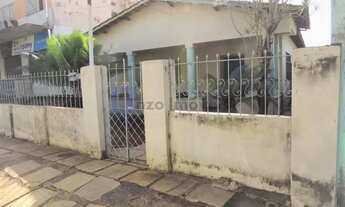 Imagem 6: Casa para Venda em Goiânia, Setor Leste Vila Nova, 3 dormitórios, 1 banheiro, 8 vagas