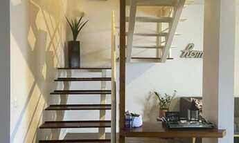 Imagem 6: Casa de condomínio sobrado para aluguel possui 160 metros quadrados com 3 quartos