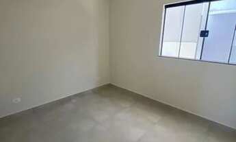 Imagem 2: Casa para venda tem 60 metros quadrados com 2 quartos em Sarandi - PR