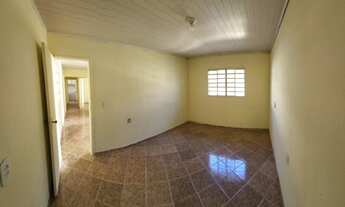 Imagem 5: Casa 2 quartos - Cei. Centro - Garagem - Portão eletrônico