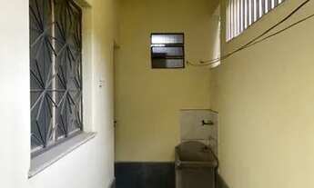 Imagem 6: Terreno com duas casas