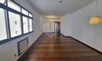 Imagem 7: Apartamento na Quadra da Praia 4 Dormitórios 4 Suítes Varanda e 5 Vagas