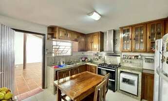 Imagem 6: CASA Rústica e autêntica, 3 dorms / 1 suíte. Casa de hóspedes + casa caseiro. Piscina e ár