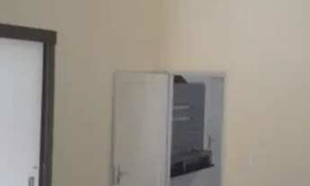 Imagem 3: Apartamento Mobiliado com 1 Dormitório e Garagem na Guilhermina, 400 Metros da Praia