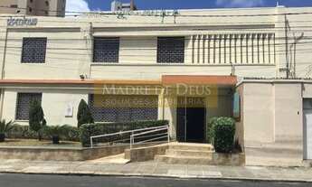 Imagem: Prédio comercial com 11 Salas