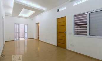 Imagem 4: Casa para Aluguel - Saúde, 3 Quartos, 110 m2