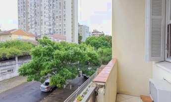 Imagem 6: Apartamento para venda possui 100 m² , com 2 quartos 1 Vaga em Petrópolis - Porto Alegre